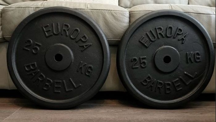 2x25kg standard 1" diameter weight plates