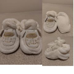 Baby,s Slippers Booties, New With Tags