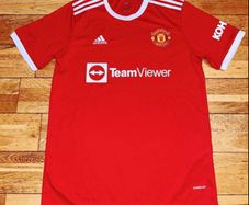Man Utd home jersey Size Large