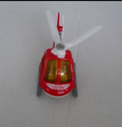vintage 1982 matchbox collectable helicopter