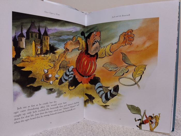 The Hutchinson Treasury of Fairy Tales  HARDBACK BOOK