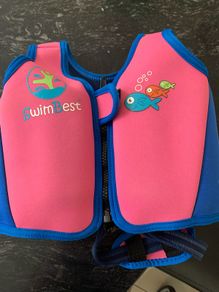 swim life vest