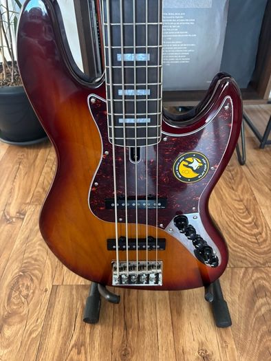 sire v7 5 string 2nd gen