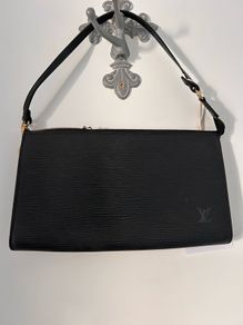 Authentic Louis Vuitton pochette accesories in empreinte