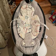 Mamaroo 4moms baby rocker swing