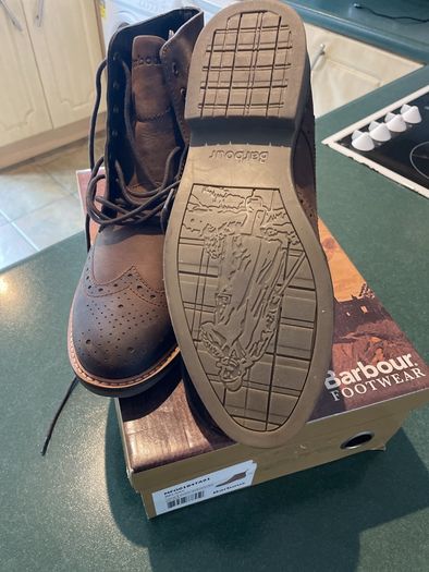 Barbour boots size 9