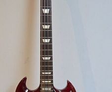 Gibson Bass Mint