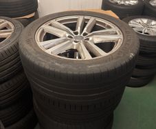 20" Audi Q7 wheels and tyres