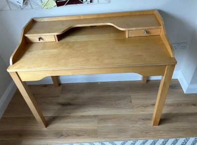 Desk / Dresser