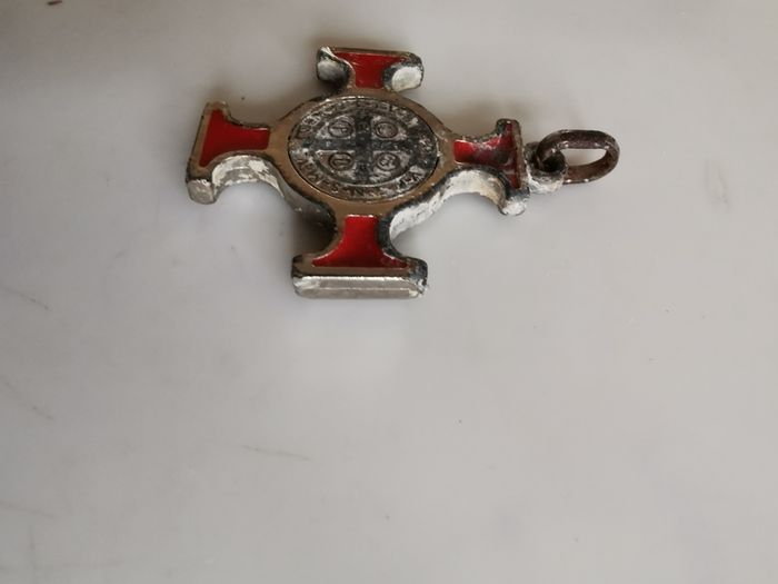 Italy cross