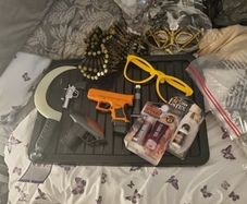 fancy dress bits