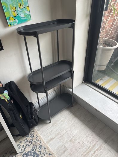X2 Ikea olivblad plant stands