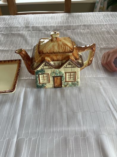 Cottage Ware" novelty teapot,