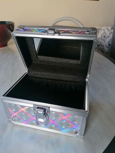 Portable Cosmetic Box