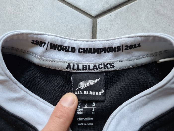Adidas AIG All blacks Home Jersey Mens Medium M