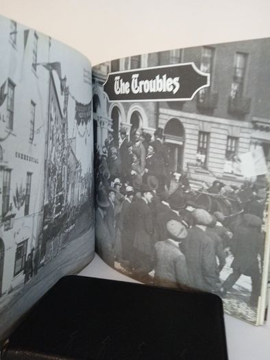 Dublin and Leinster: A Photographic Literary Record 1875-1925 by Art O'Broin and Sean McMahon (PT152)