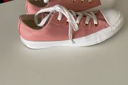Converse - ladies blush leather size 4