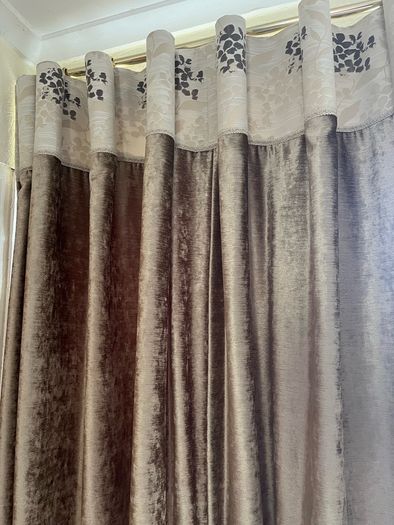 Set of top quality curtains