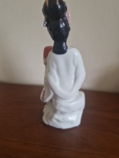 oriental porcelain