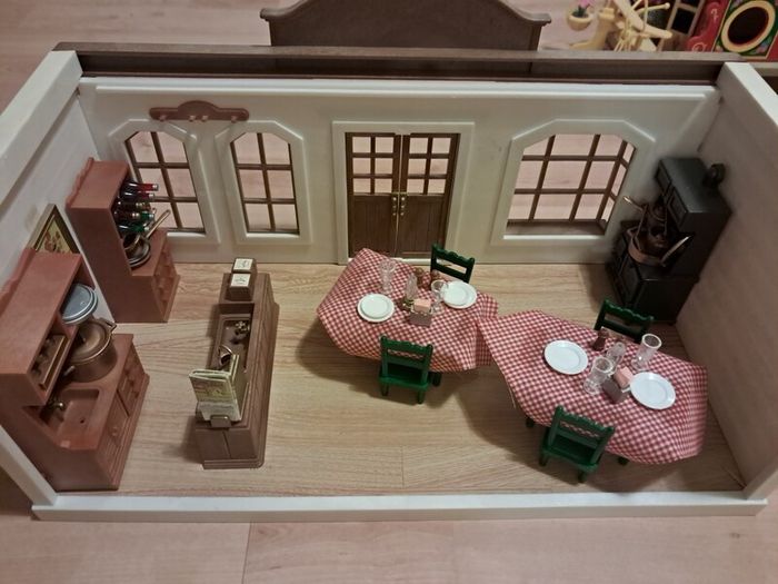 Slyvanian Families Restaurant & Country store