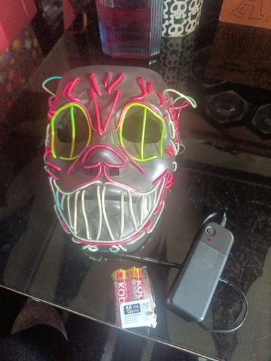 led mask