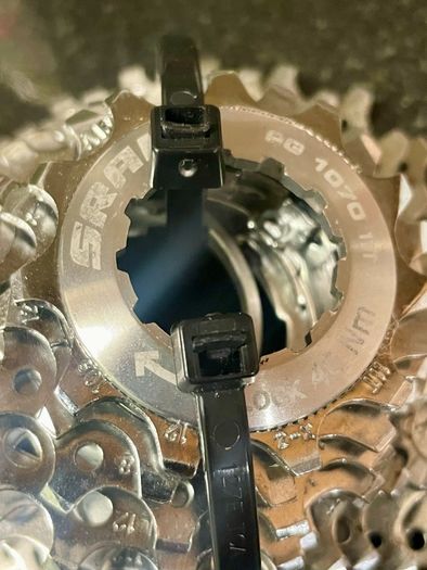 SRAM pg 1070 10s cassette