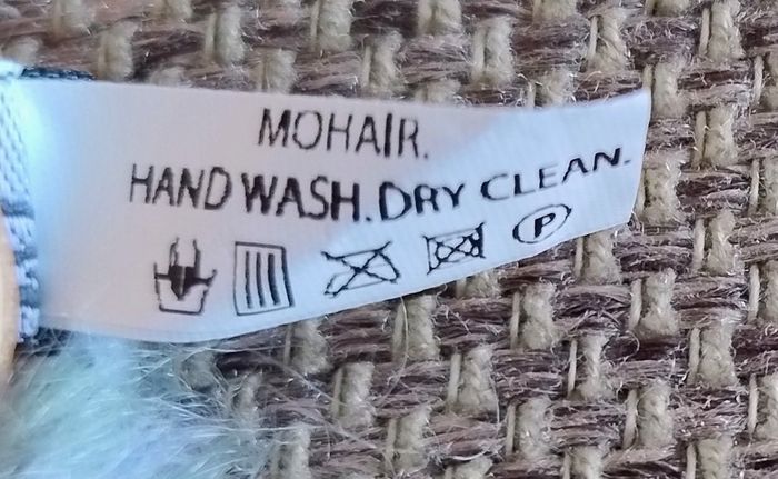 St Alban's Mohair scarf made in South Africa in very good condition with no issues 230cm x 17cm FREE STANDARD POSTAGE INCLUDED