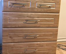 Chest of drawers