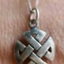 Vintage Sterling  Silver 925 Celtic Pendant Necklace: Celtic Shield Knot 3,6g L9,5" Image 3