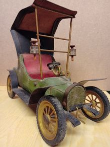 Vintage Ford Model T Car / Lighter