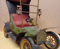 Vintage Ford Model T Car / Lighter