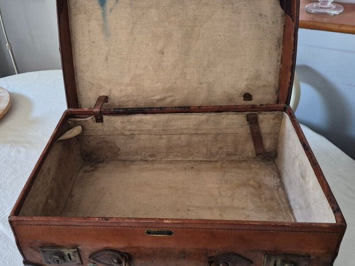 Antique Leather Case