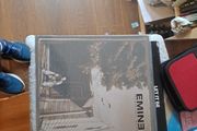 Vinyl Eminem.