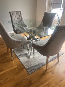 dinning table