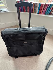 Samsonite Suit carrying suitcase