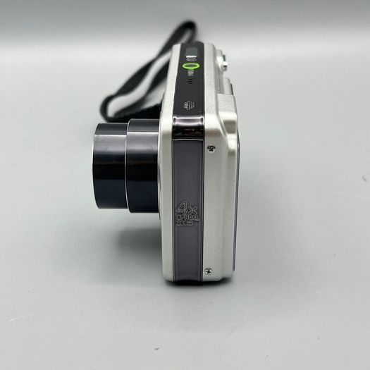 Sony DSC-W120 7.2MP Digital Camera Silver + Battery + SD