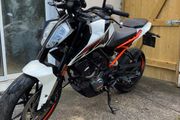 Ktm Duke 125