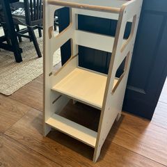 Kids Little Helper Style Learning Tower