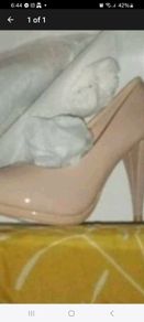 shoes nude new in box size 5