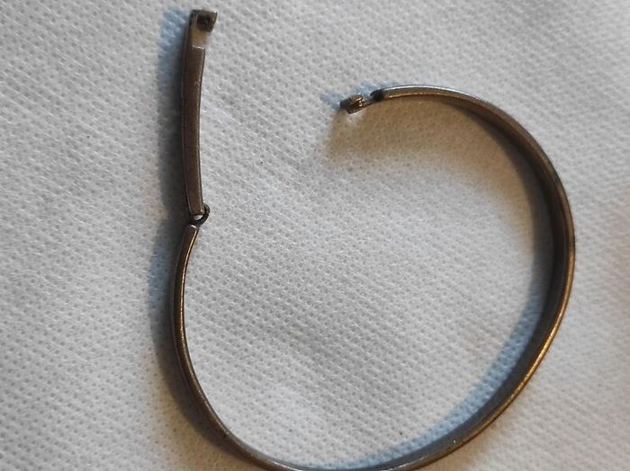 Vintage AJ sterling silver bangle