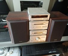Technics cd, tuner and cassette player