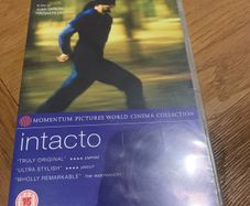 Intacto (2001)