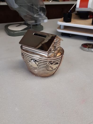 Savings box