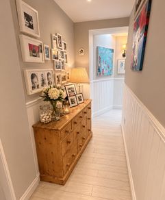Pine dresser