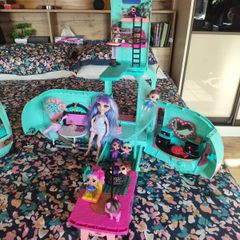 LOL camper, dolls and accessories