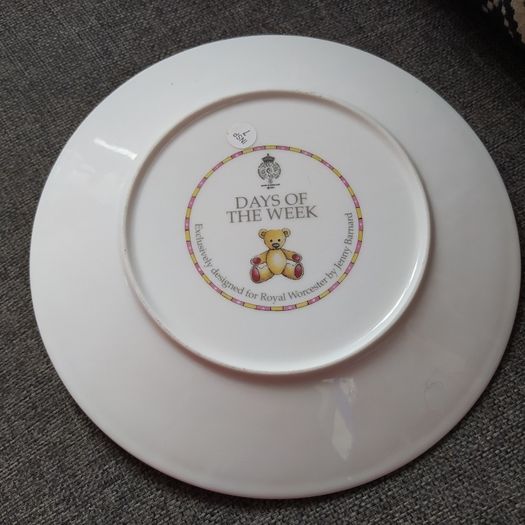 Royal Worcester/Days of the Week Plate