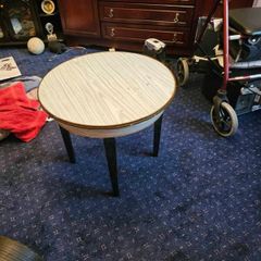 Vintage Mid Century Round Side Or Coffee Table