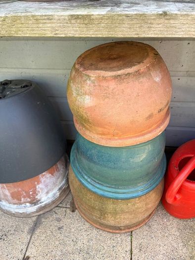 Garden pots