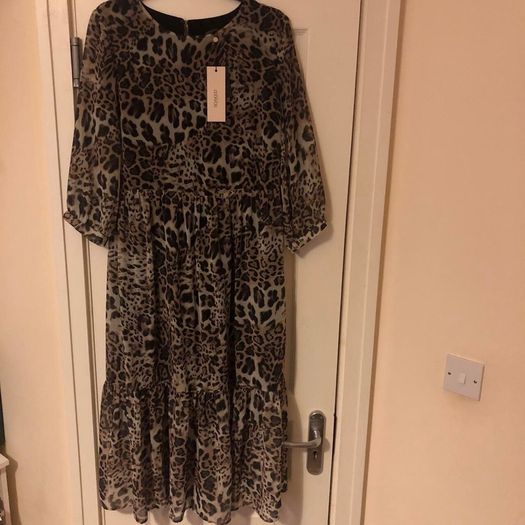 Leopard print dress size L