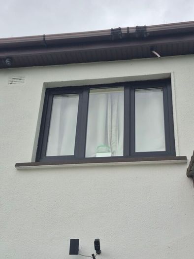 windows and doors , fitting services